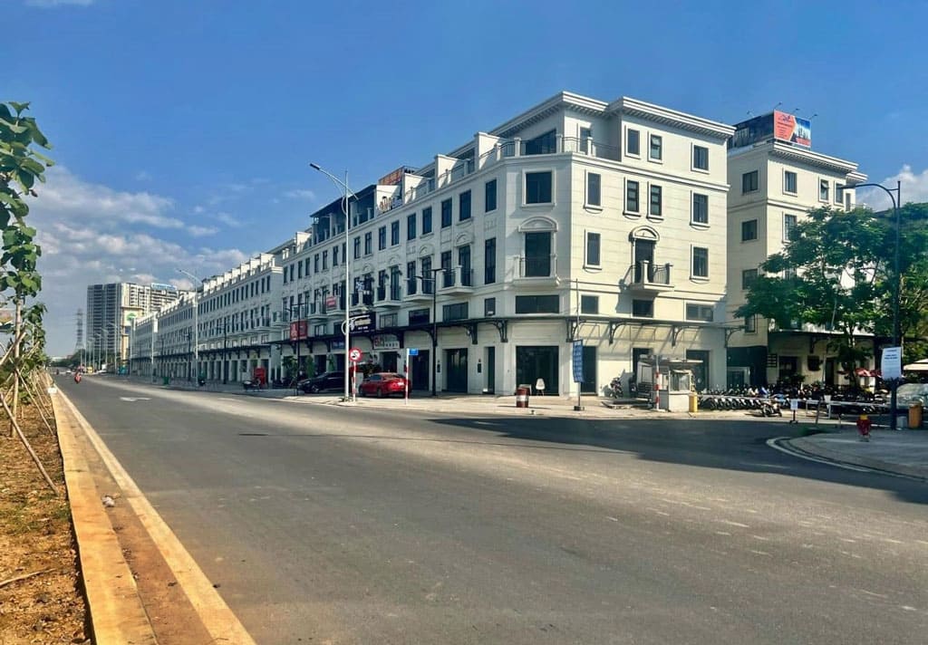 Shophouse Song Hành